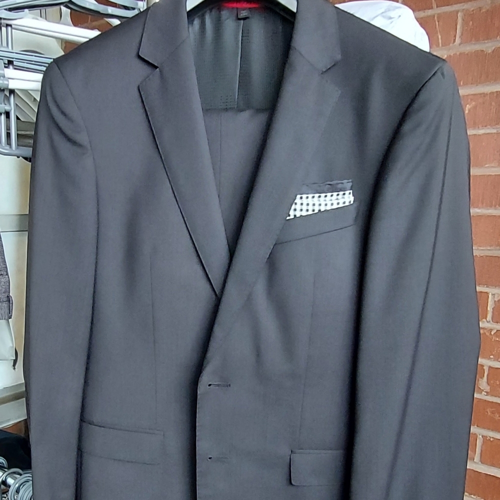 Suit